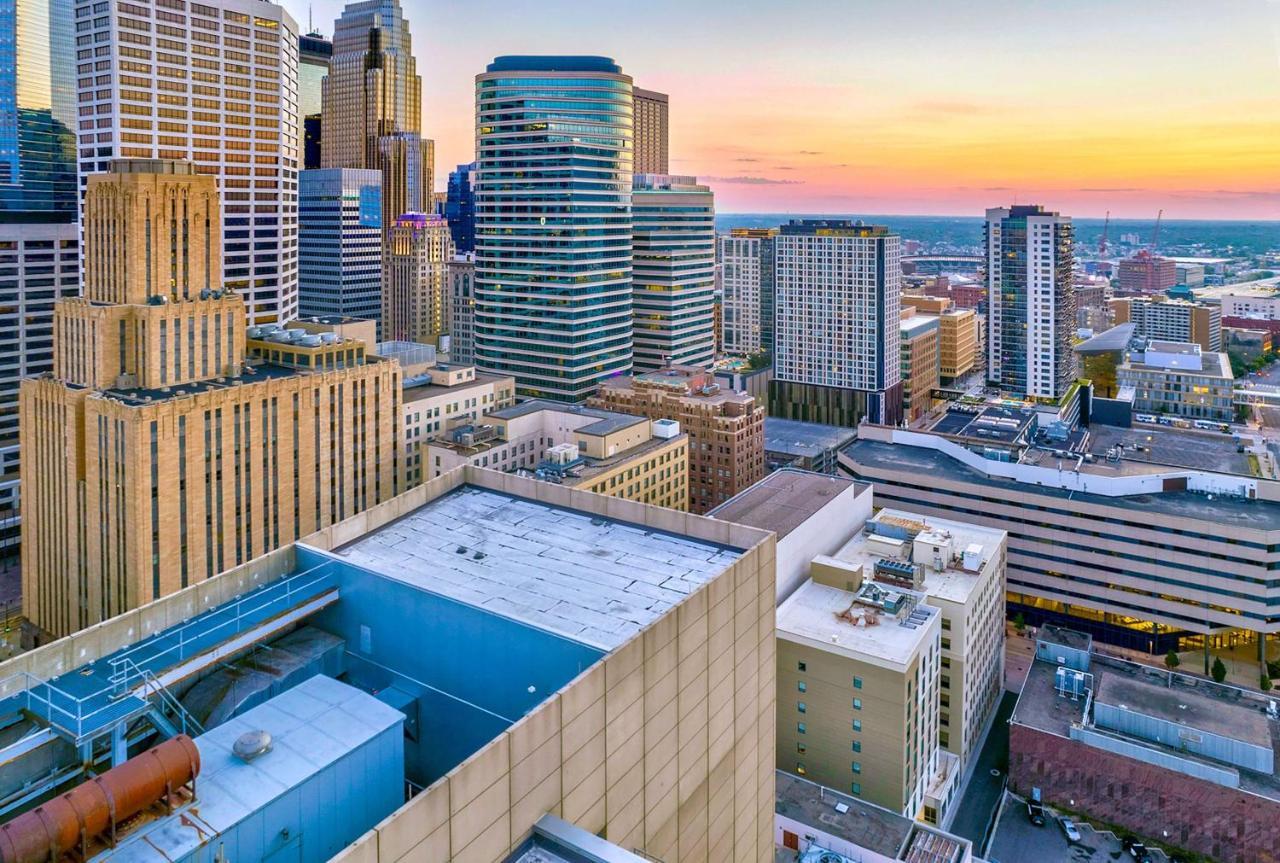 Home2 Suites By Hilton Minneapolis Downtown エクステリア 写真