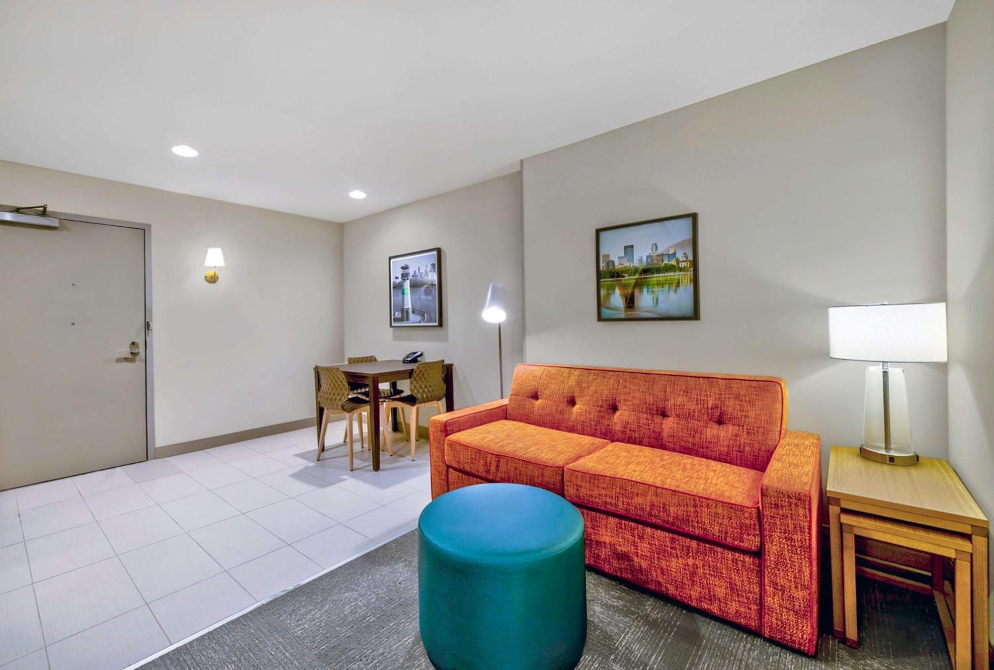 Home2 Suites By Hilton Minneapolis Downtown エクステリア 写真