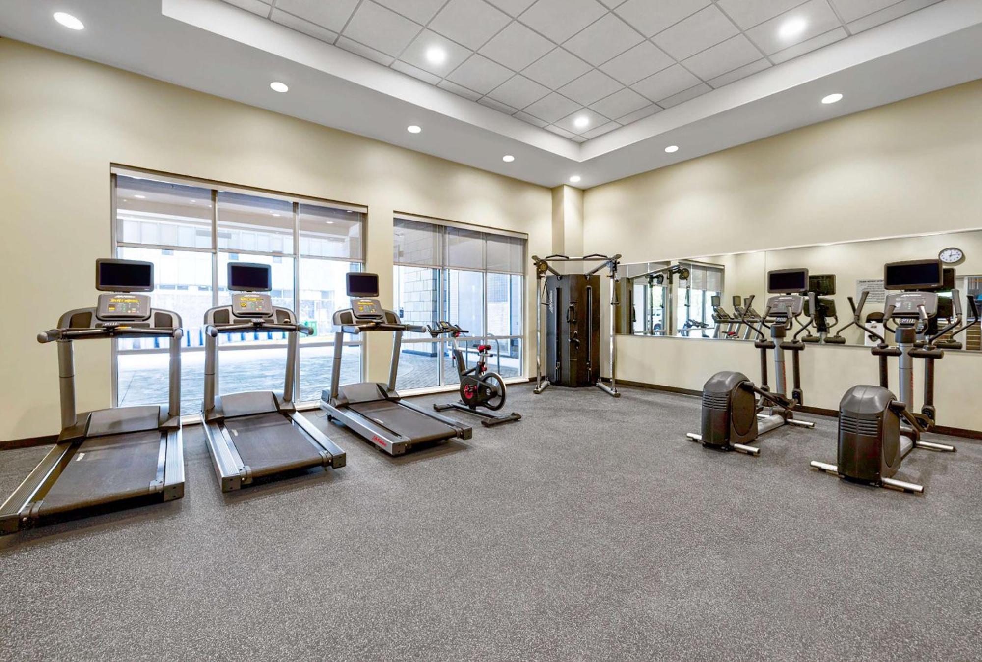 Home2 Suites By Hilton Minneapolis Downtown エクステリア 写真